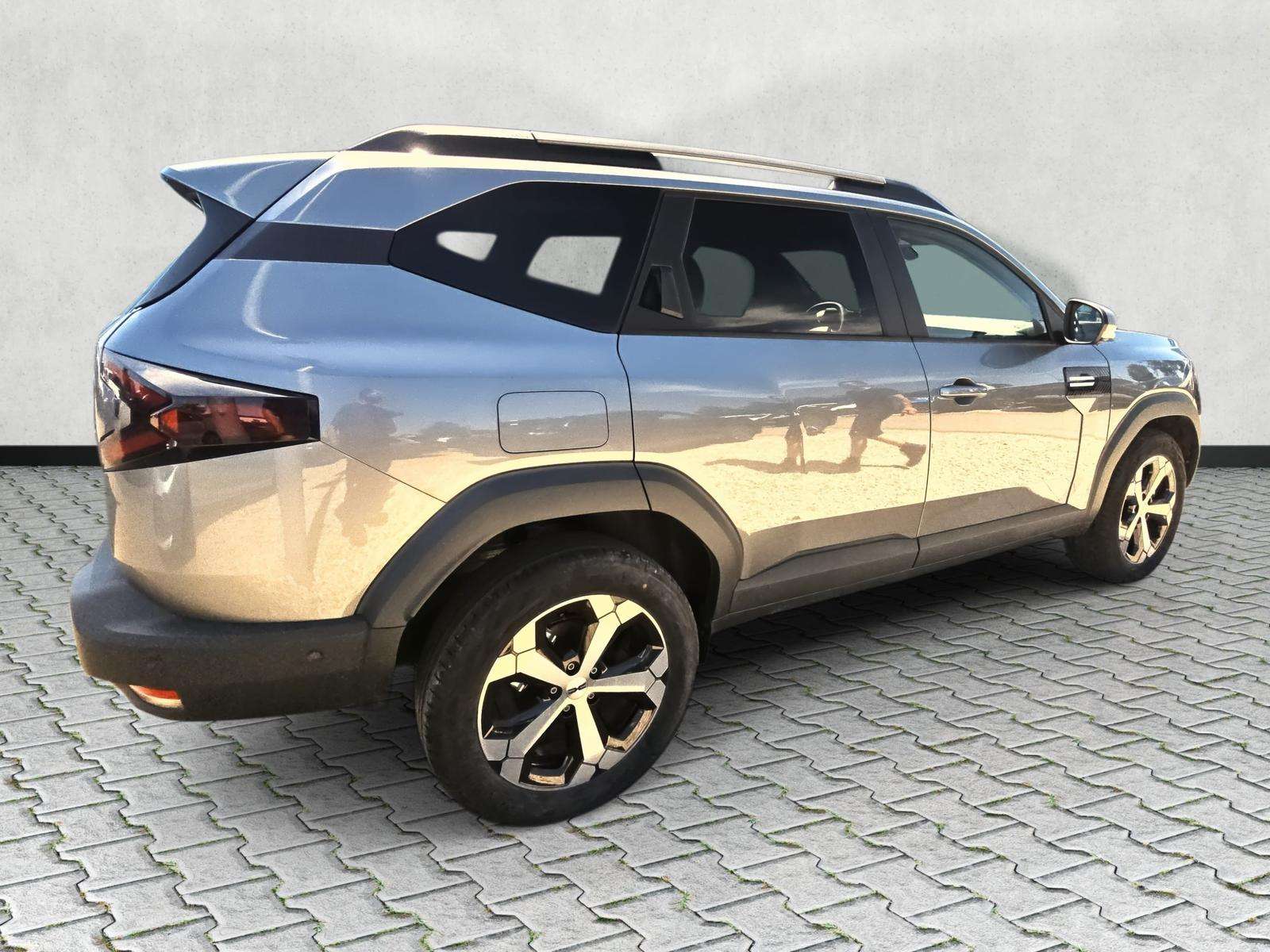 Fahrzeugbild eines Dacia Bigster