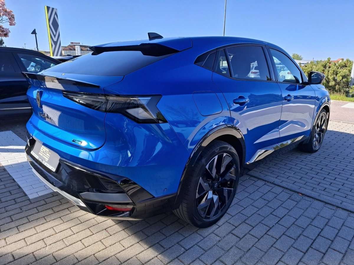 Fahrzeugbild eines Renault Rafale