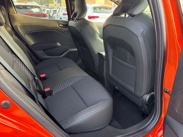 Fahrzeugbild eines Renault Clio