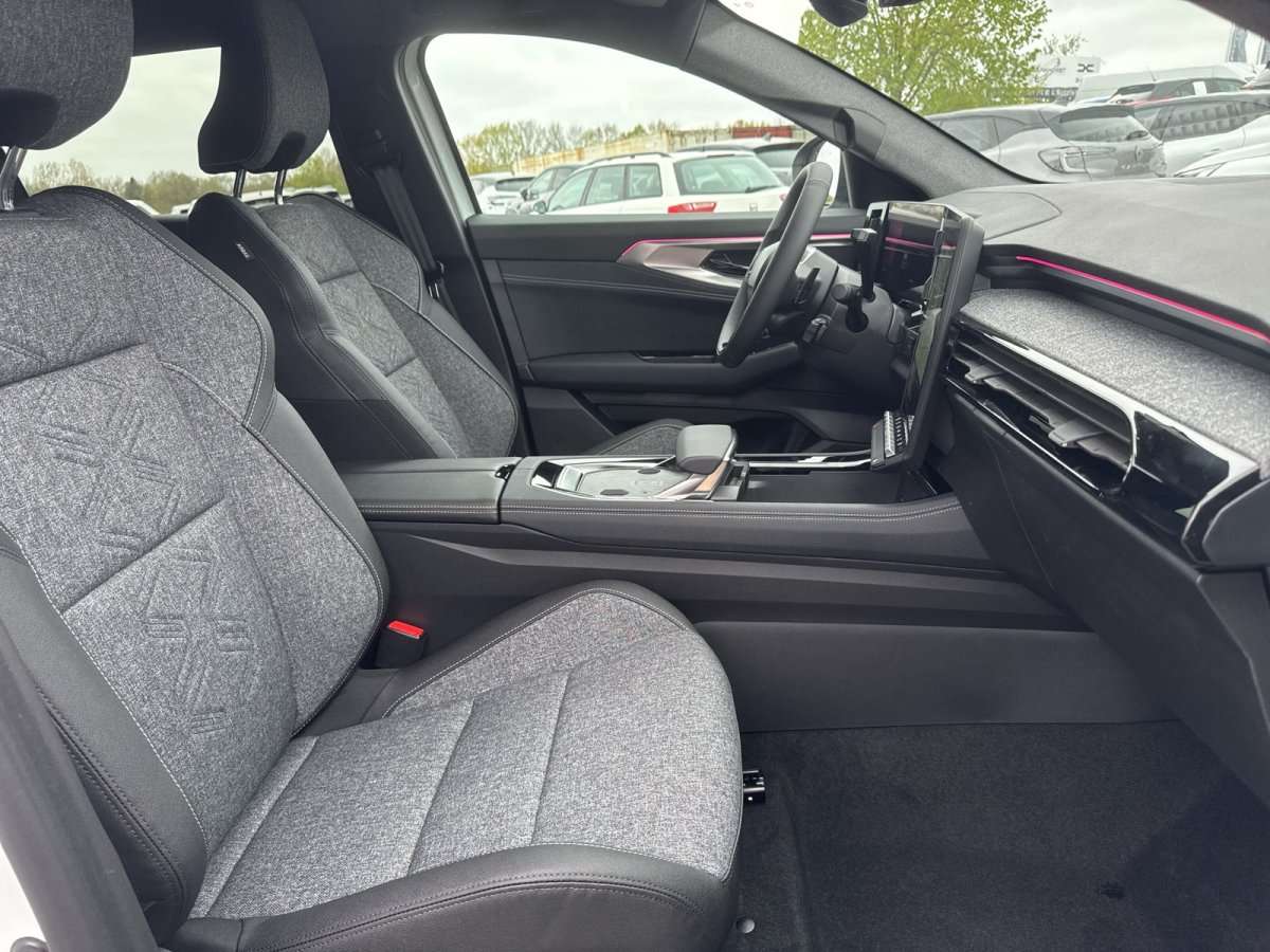 Fahrzeugbild eines Renault Austral