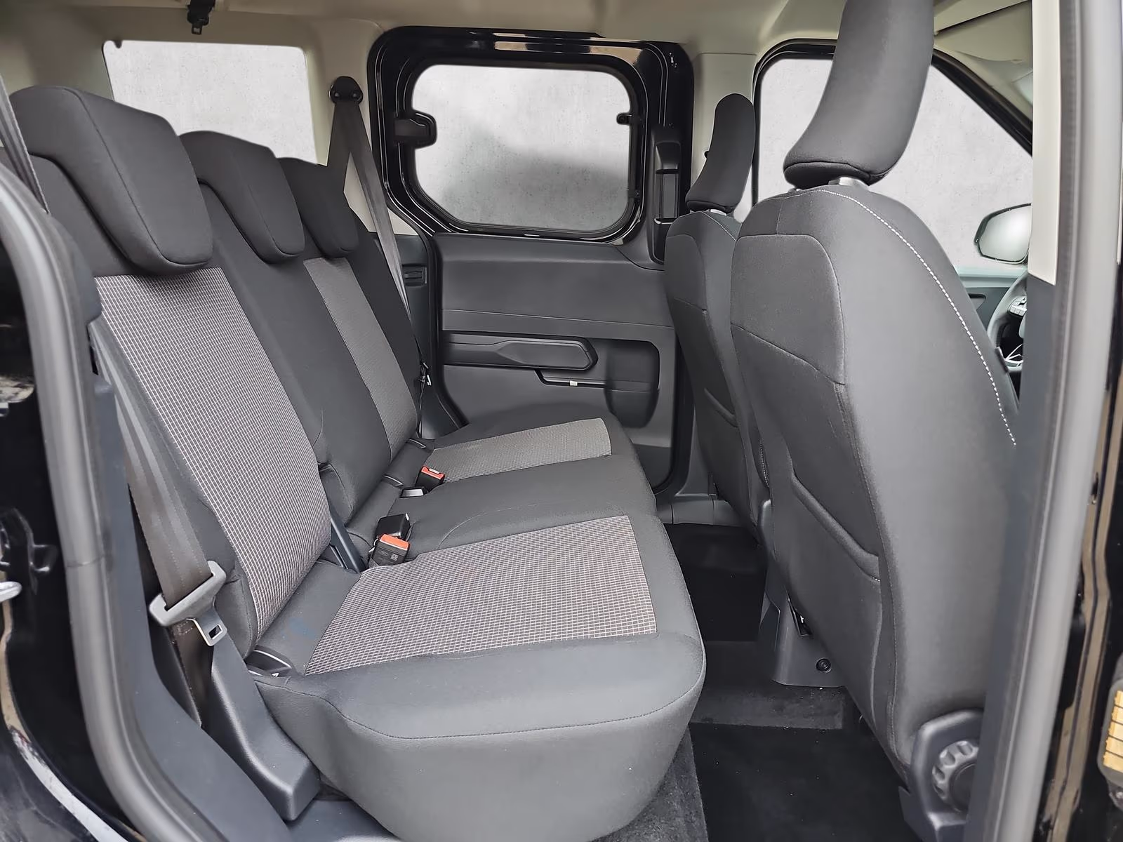Fahrzeugbild eines Ford Tourneo Courier