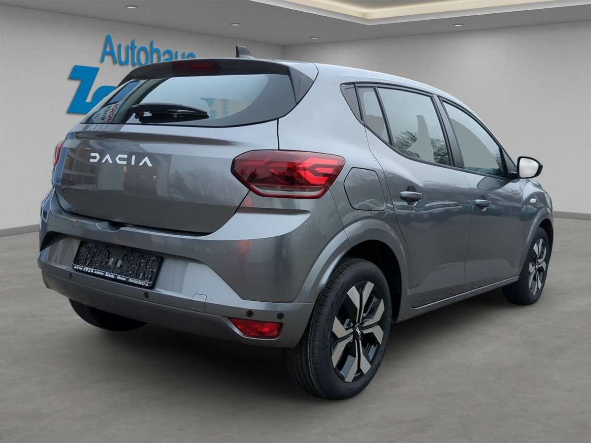 Fahrzeugbild eines Dacia Sandero