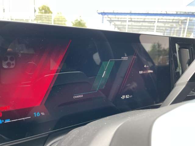 Fahrzeugbild eines Renault Megane E-TECH