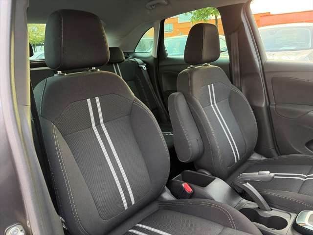 Fahrzeugbild eines Opel Crossland X