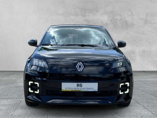 Fahrzeugbild eines Renault 5 E-TECH
