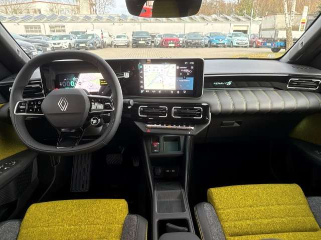 Fahrzeugbild eines Renault 5 E-TECH