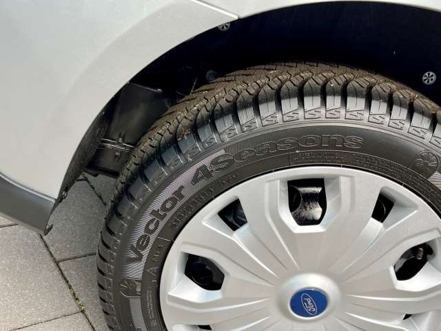 Fahrzeugbild eines Ford Transit Connect