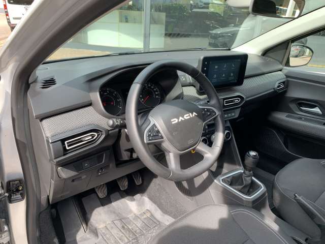 Fahrzeugbild eines Dacia Sandero