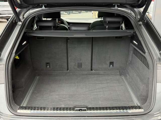 Fahrzeugbild eines Audi Q8