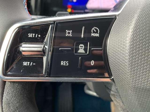 Fahrzeugbild eines Renault Rafale