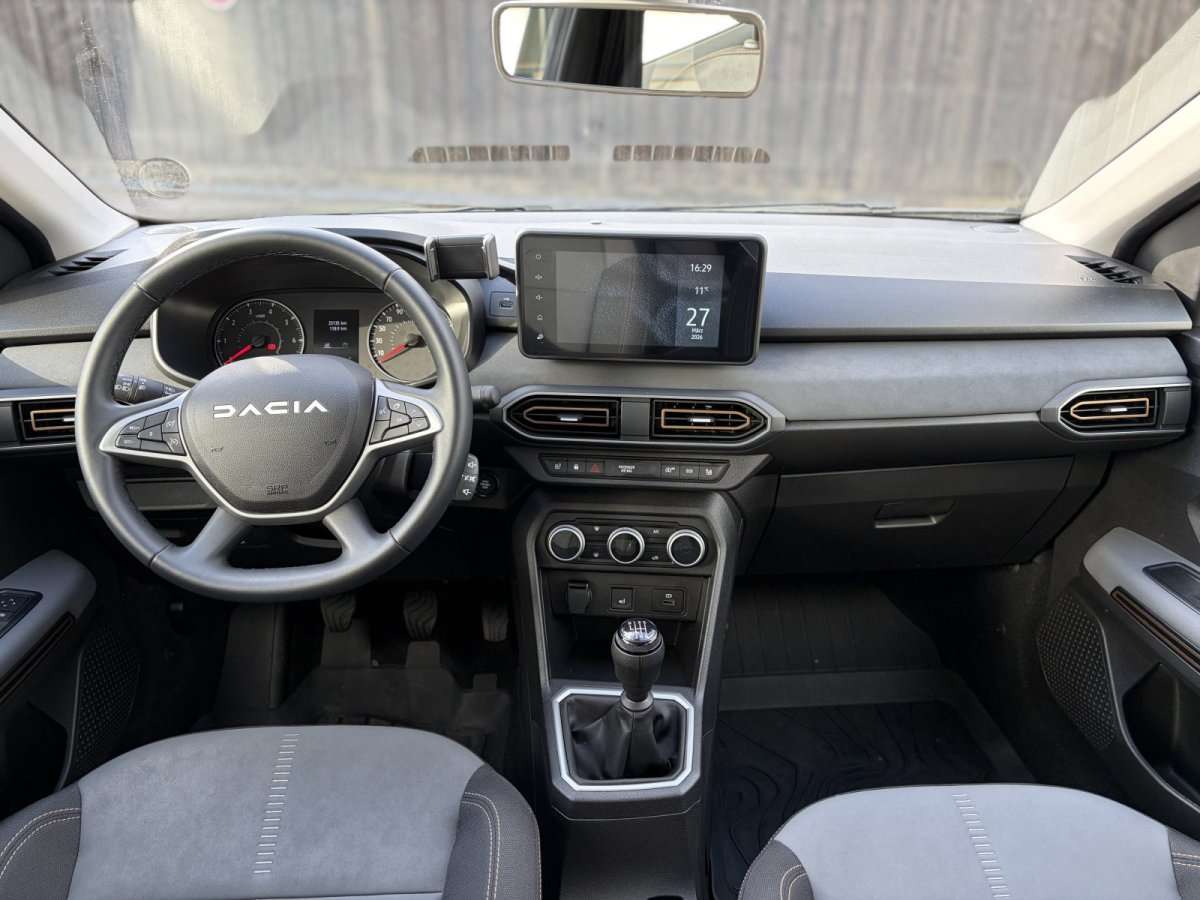 Fahrzeugbild eines Dacia Sandero