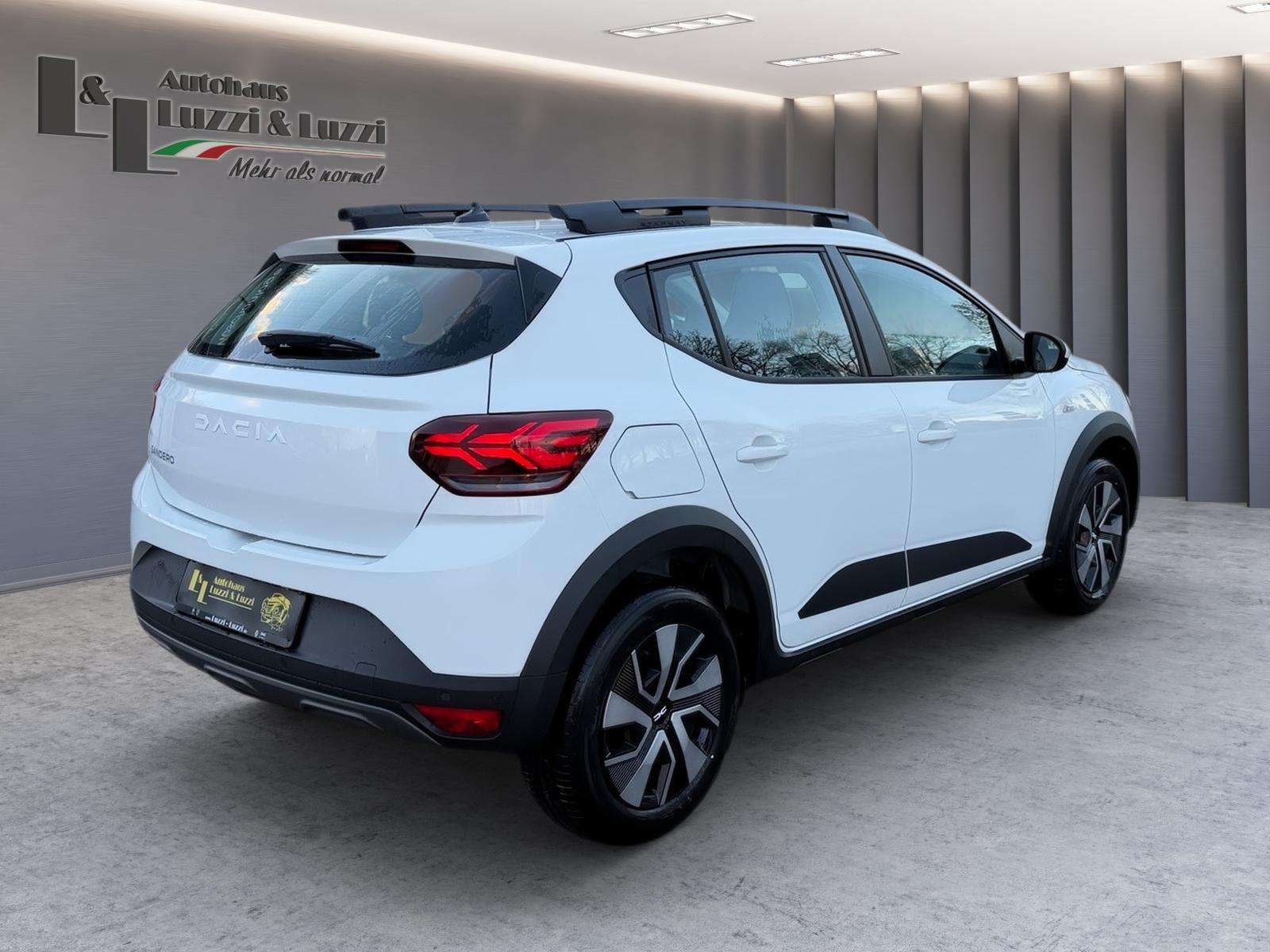 Fahrzeugbild eines Dacia Sandero