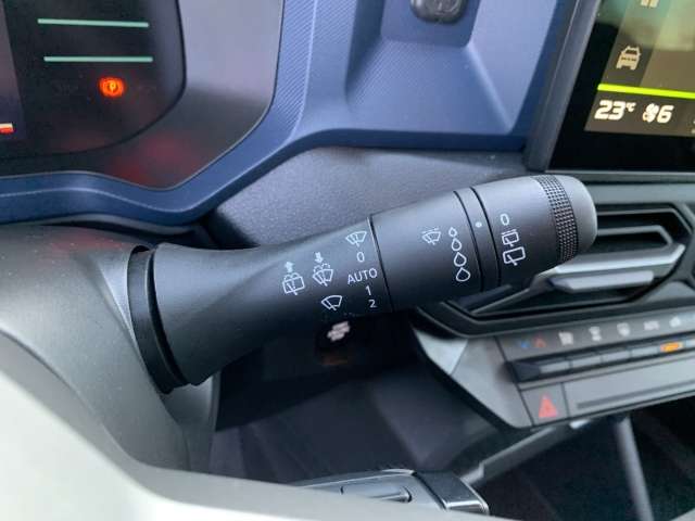 Fahrzeugbild eines Dacia Duster