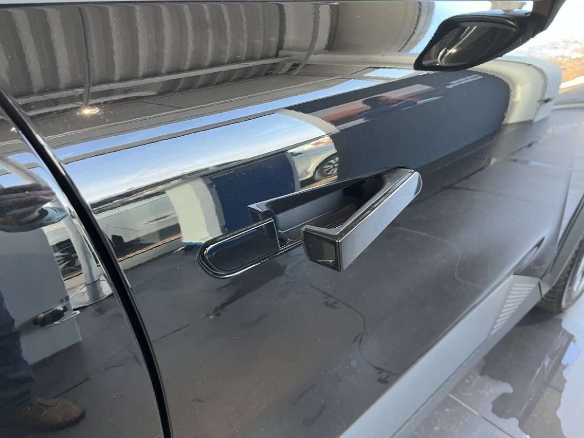 Fahrzeugbild eines Renault Scenic E-TECH