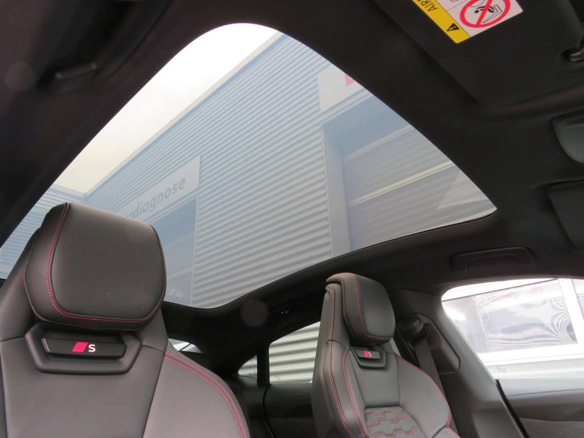 Fahrzeugbild eines Audi e-tron GT
