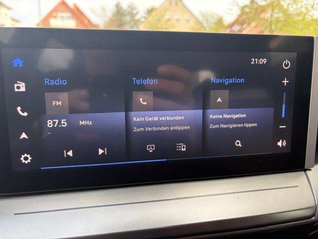 Fahrzeugbild eines Opel Frontera