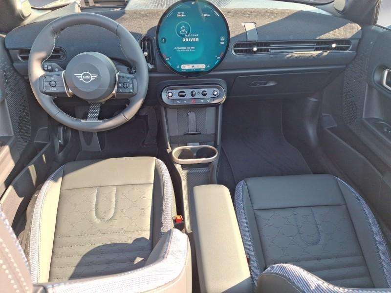Fahrzeugbild eines MINI COOPER