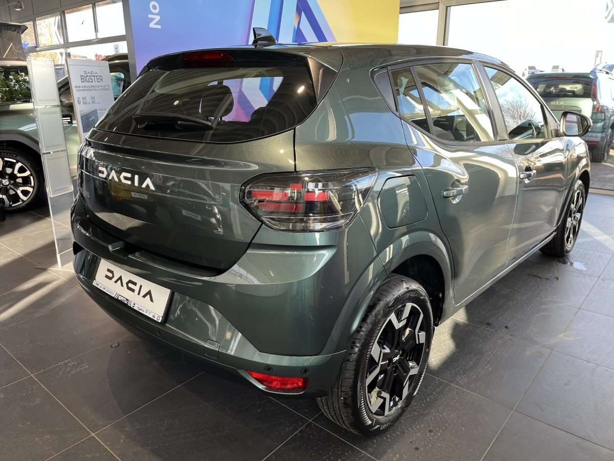 Fahrzeugbild eines Dacia Sandero