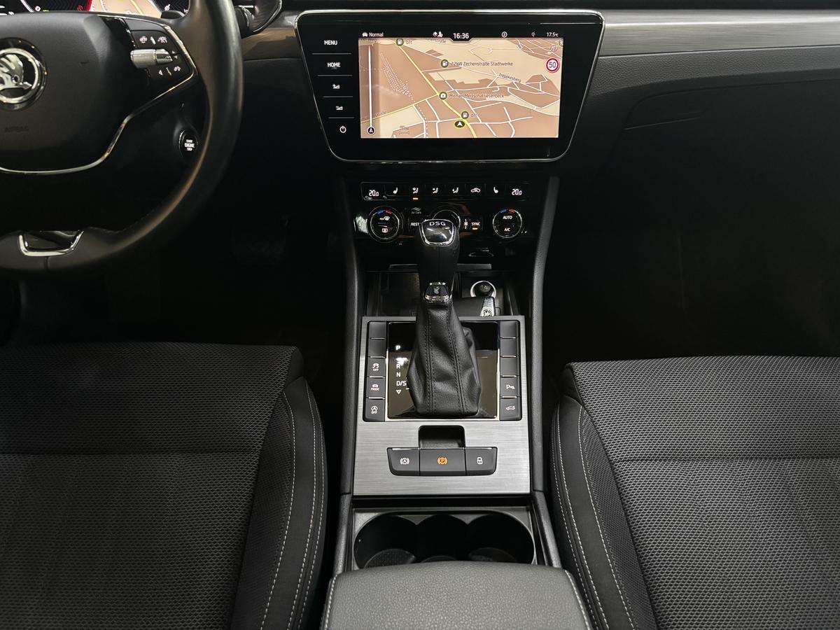 Fahrzeugbild eines Skoda Superb