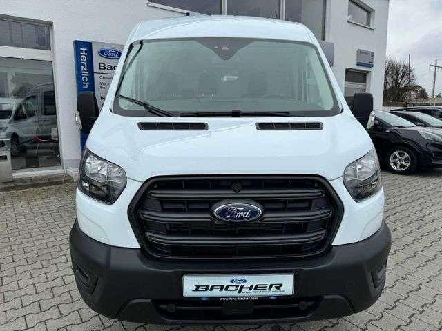 Fahrzeugbild eines Ford Transit