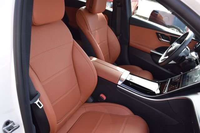 Fahrzeugbild eines Mercedes-Benz C-Klasse