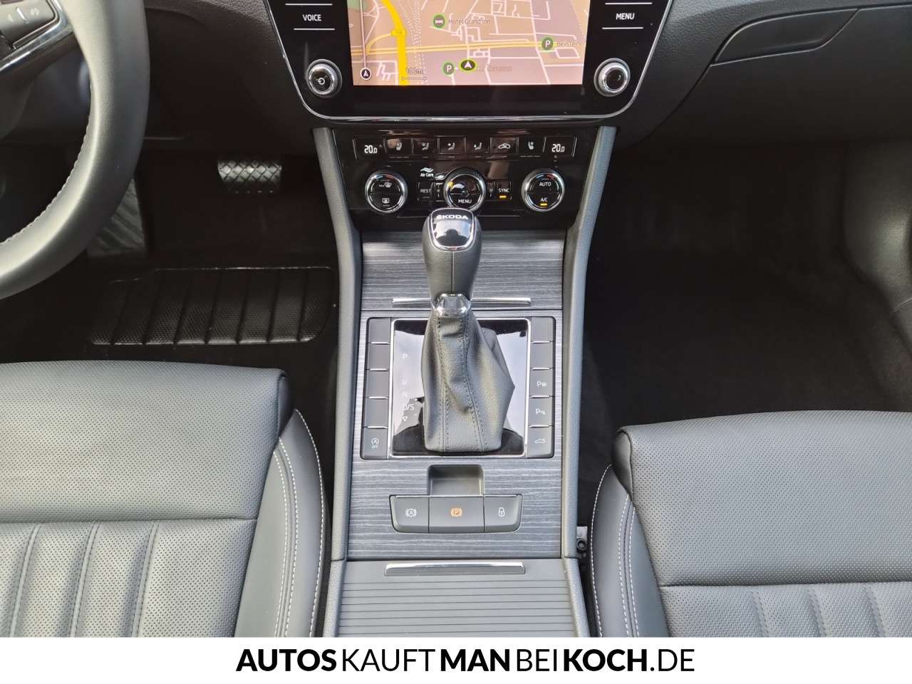 Fahrzeugbild eines Skoda Superb