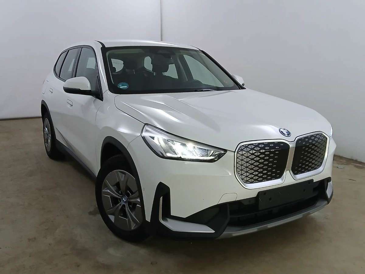 Fahrzeugbild eines BMW iX1