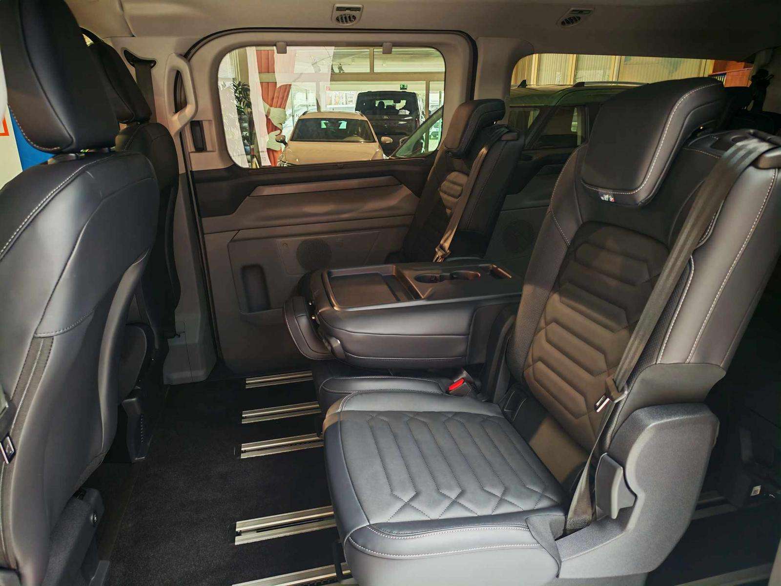 Fahrzeugbild eines Ford Tourneo Custom