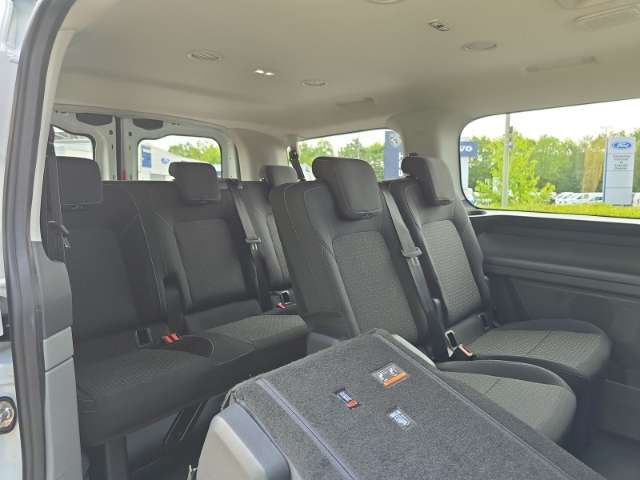 Fahrzeugbild eines Ford Transit Custom