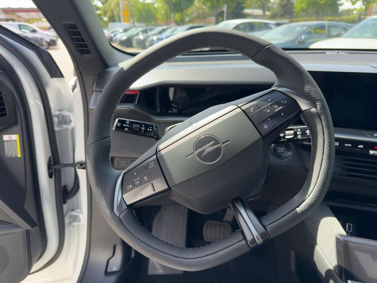 Fahrzeugbild eines Opel Grandland X