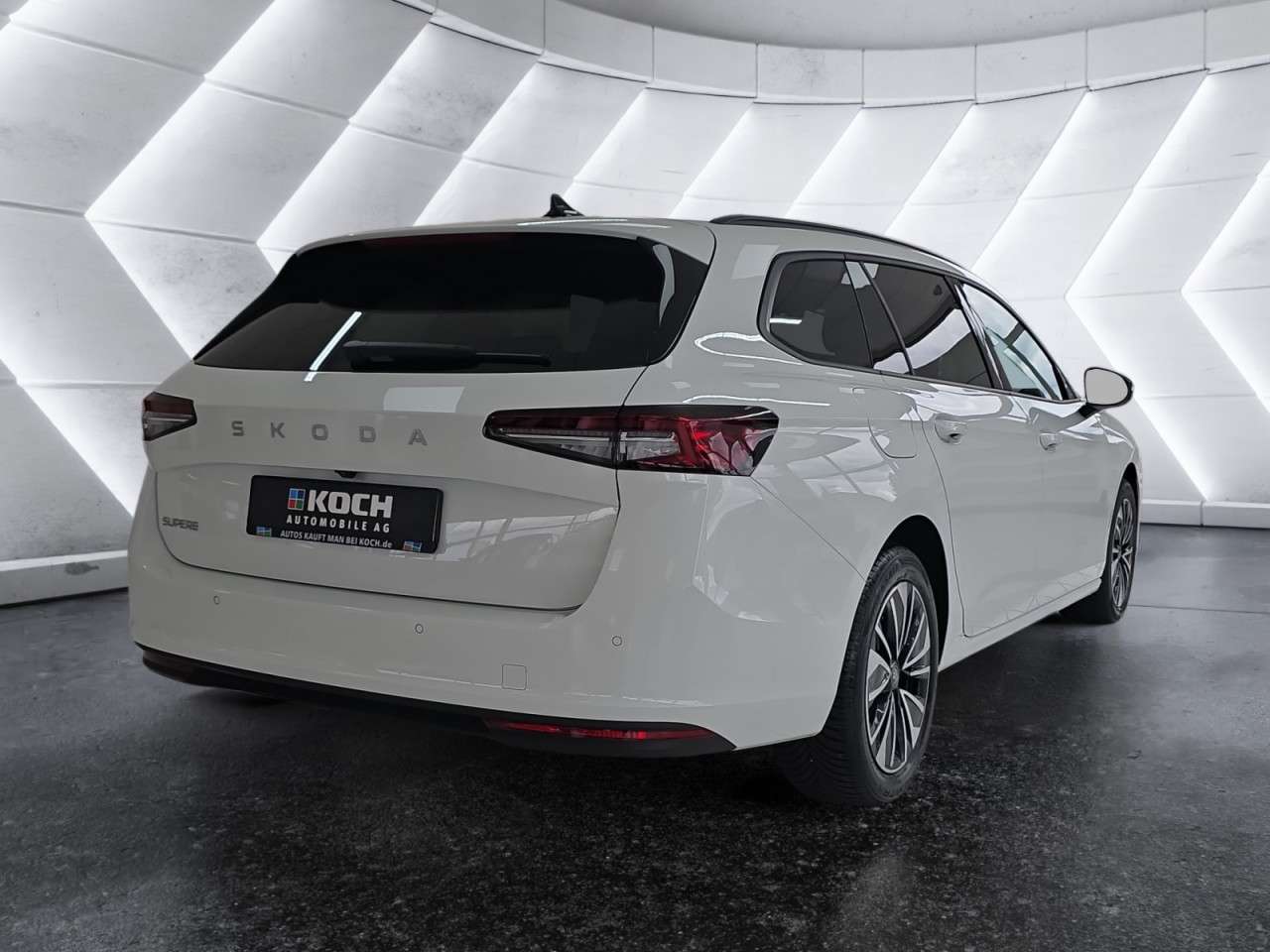 Fahrzeugbild eines Skoda Superb