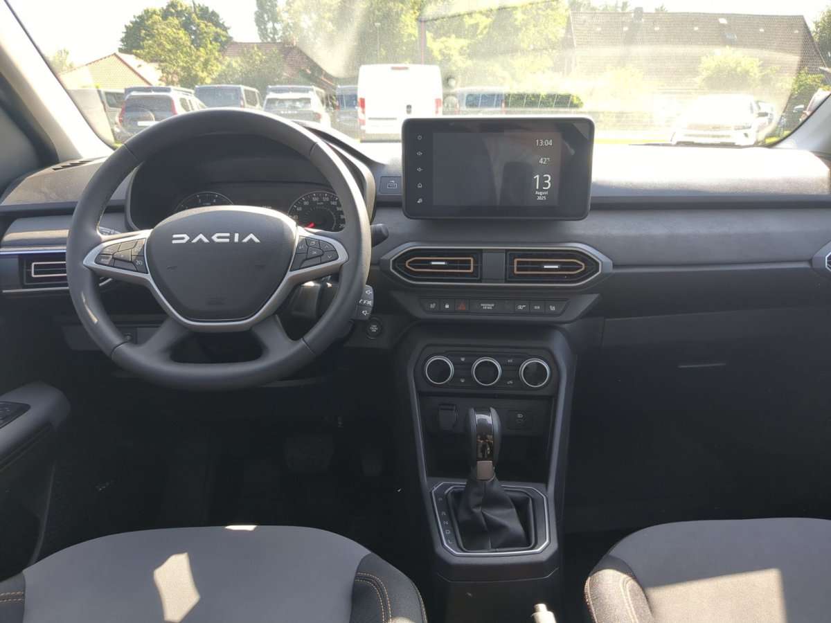 Fahrzeugbild eines Dacia Sandero