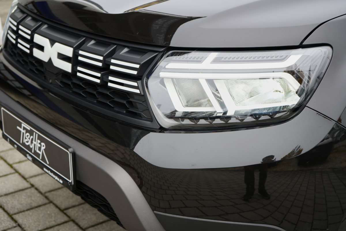 Fahrzeugbild eines Dacia Duster