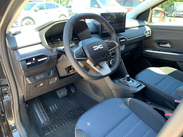 Fahrzeugbild eines Dacia Jogger