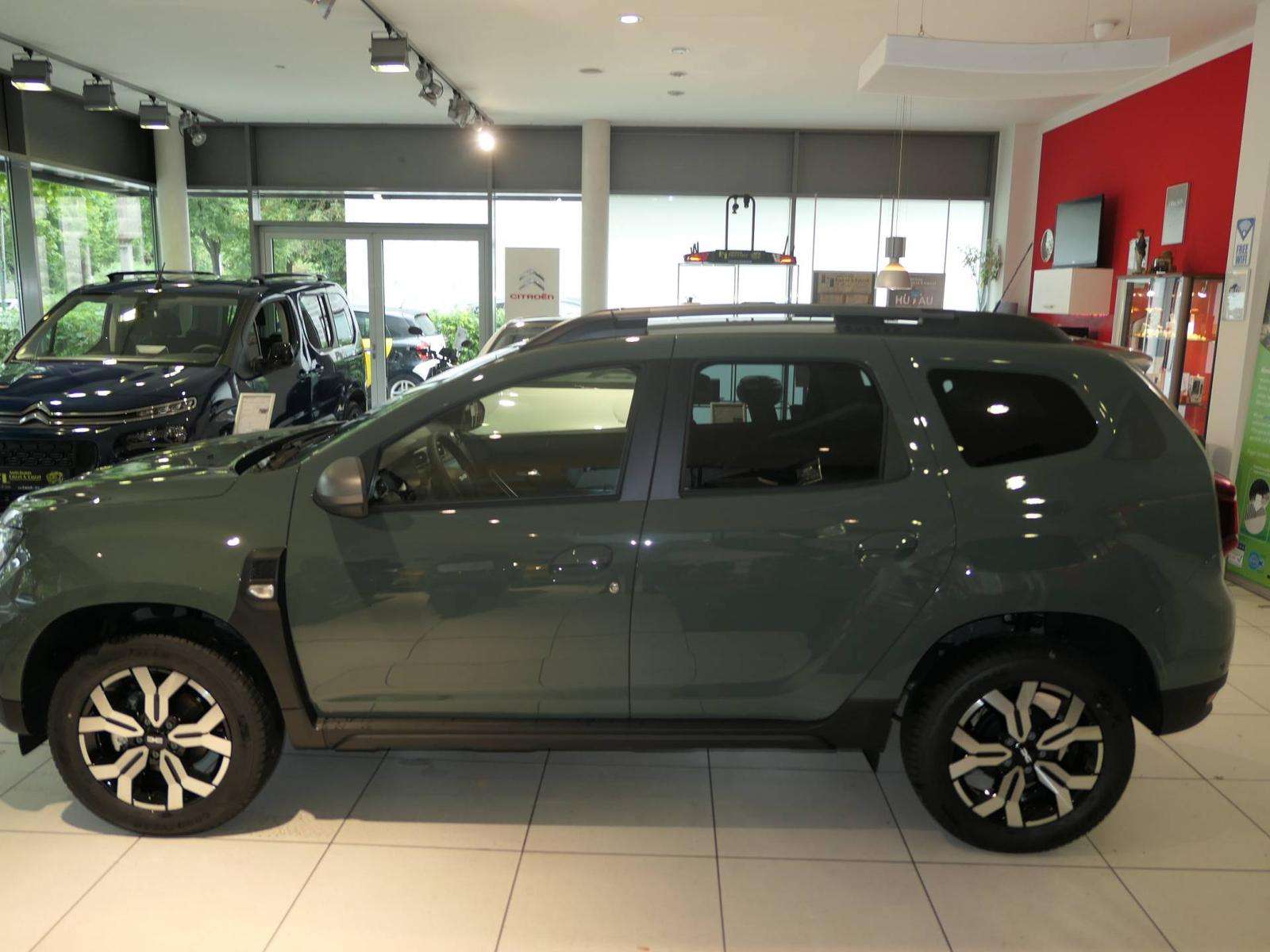 Fahrzeugbild eines Dacia Duster