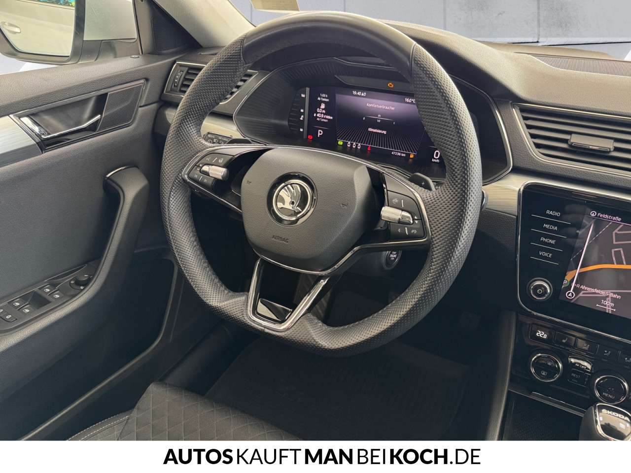 Fahrzeugbild eines Skoda Superb