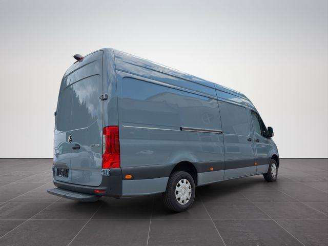 Fahrzeugbild eines Mercedes-Benz Sprinter