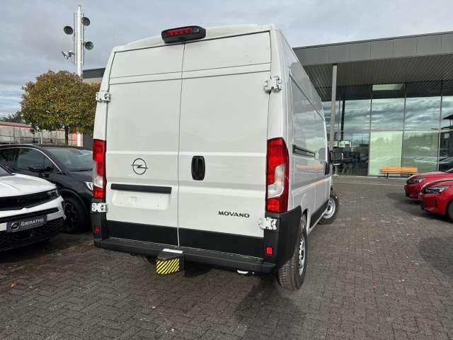 Fahrzeugbild eines Opel Movano