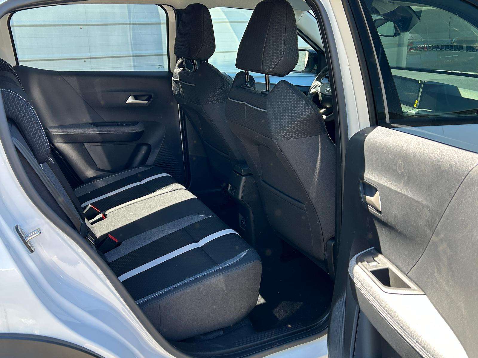 Fahrzeugbild eines Opel Frontera