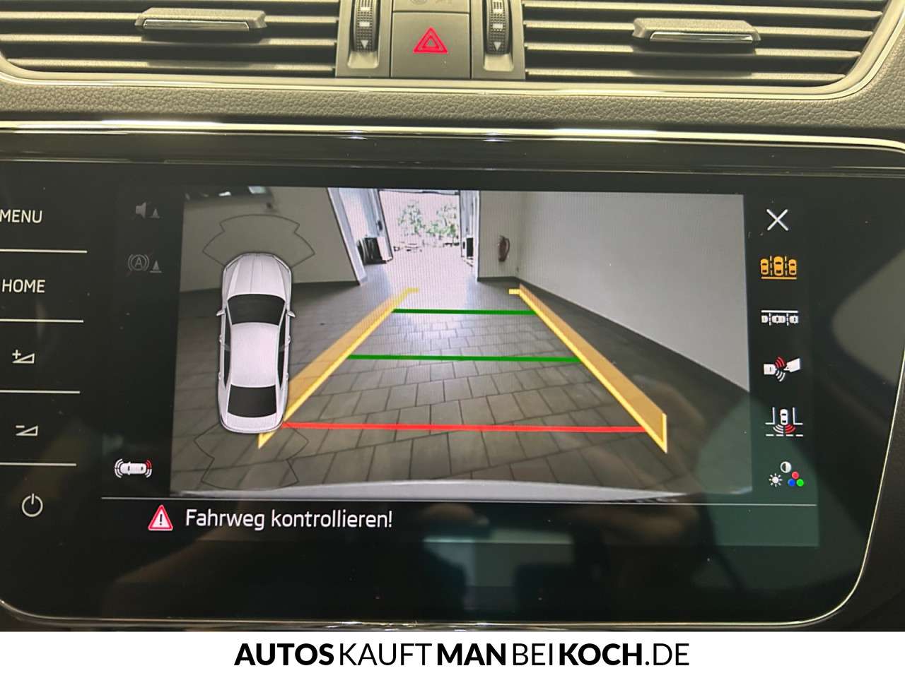 Fahrzeugbild eines Skoda Superb