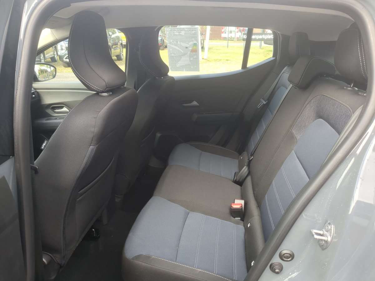 Fahrzeugbild eines Dacia Sandero