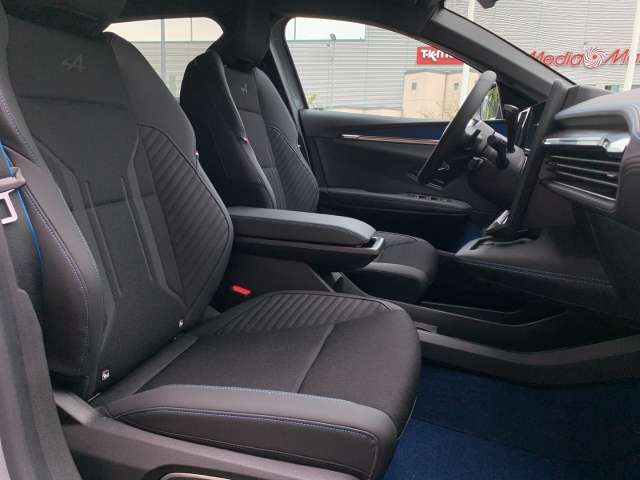 Fahrzeugbild eines Renault Megane E-TECH