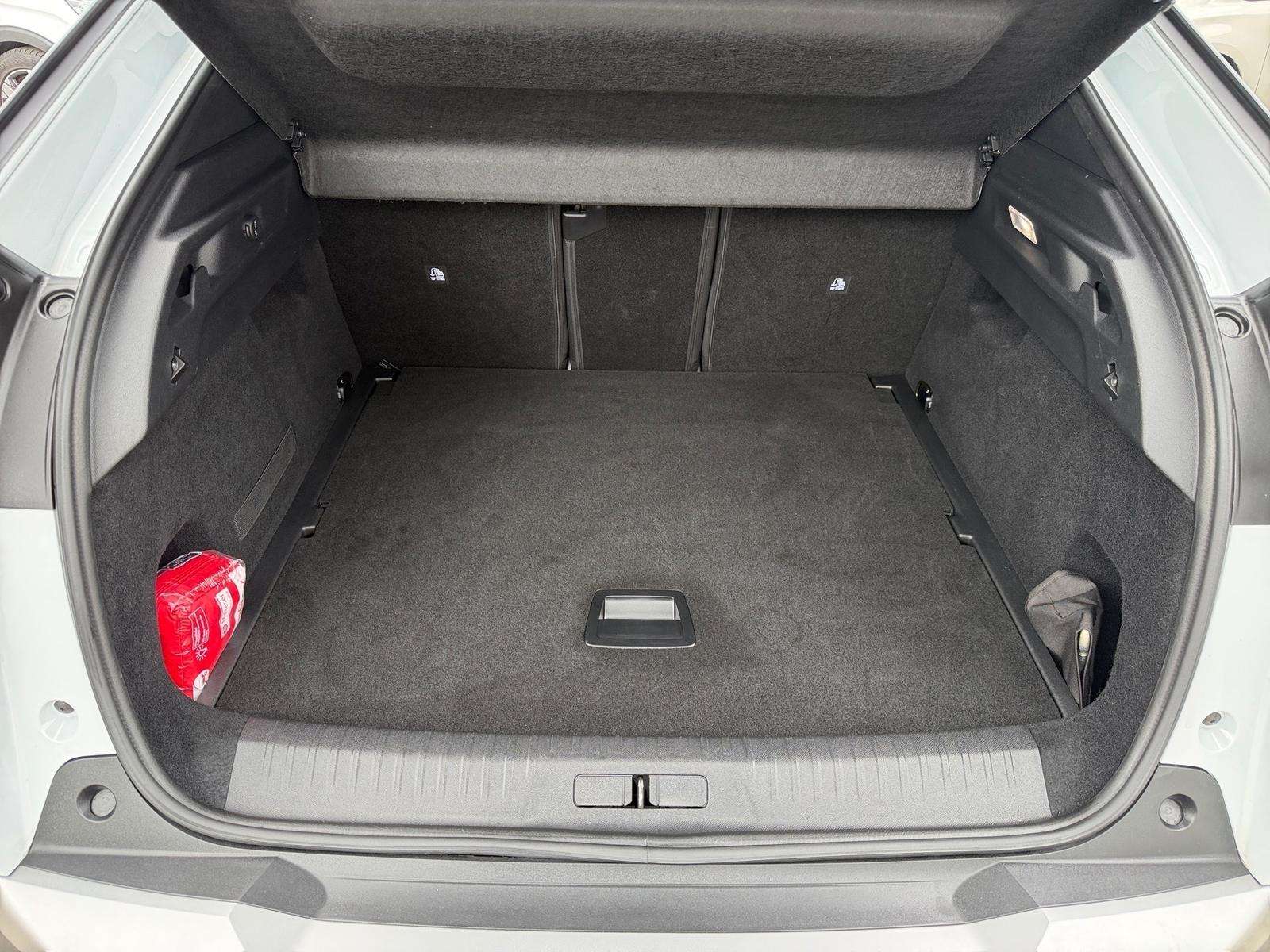 Fahrzeugbild eines Peugeot 3008