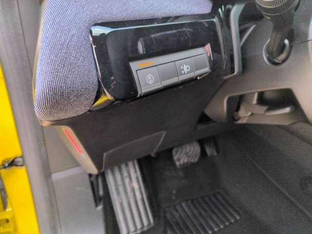 Fahrzeugbild eines Renault 5 E-TECH
