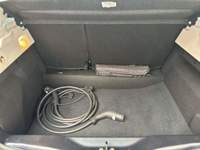 Fahrzeugbild eines Renault ZOE