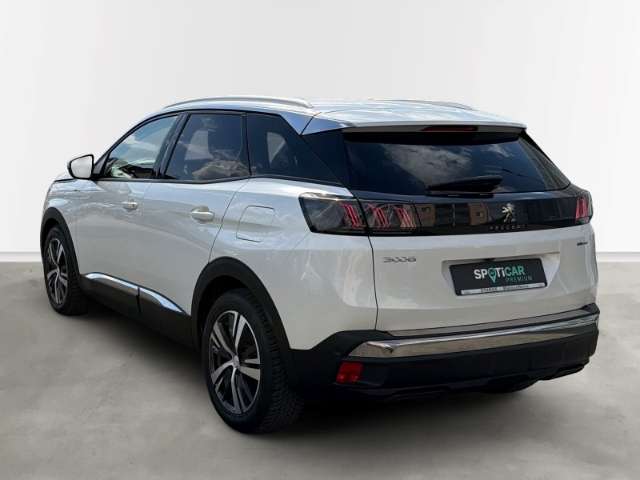 Fahrzeugbild eines Peugeot 3008