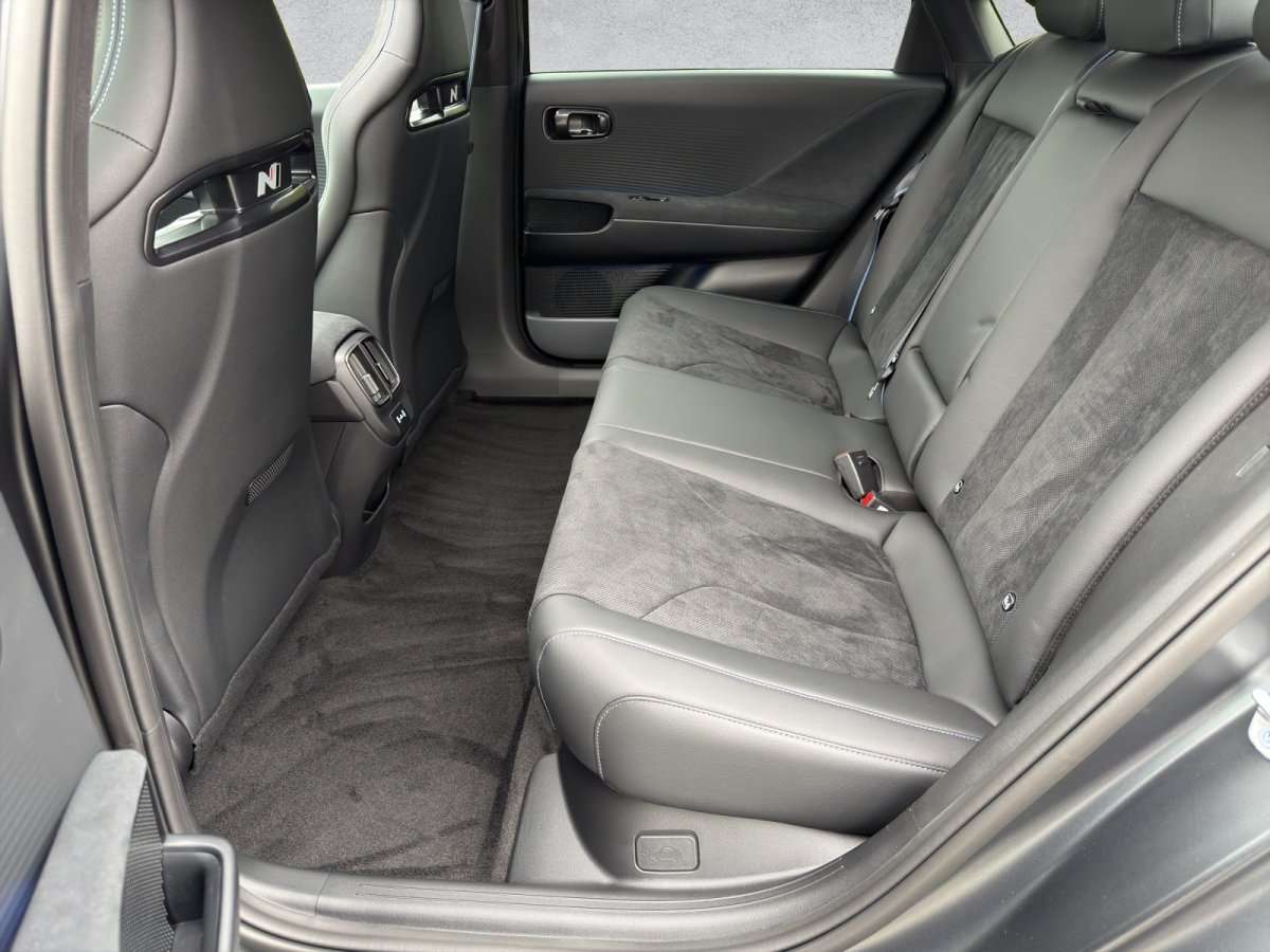 Fahrzeugbild eines Hyundai IONIQ 6