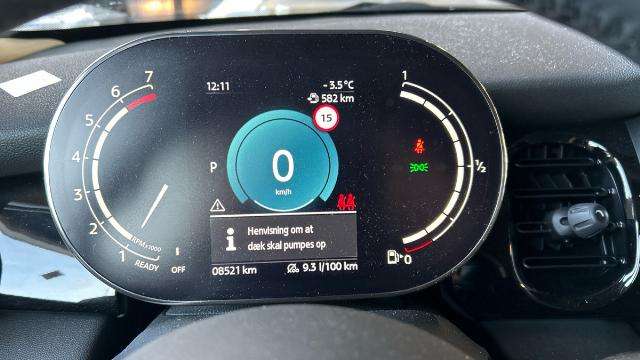 Fahrzeugbild eines MINI COOPER