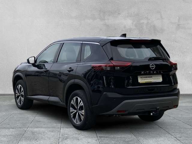 Fahrzeugbild eines Nissan X-TRAIL