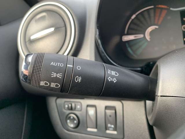 Fahrzeugbild eines Dacia Spring